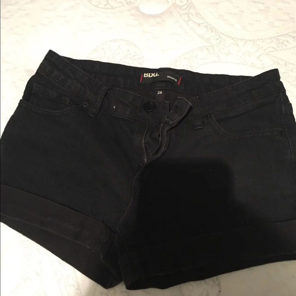 BDG shorts size 28